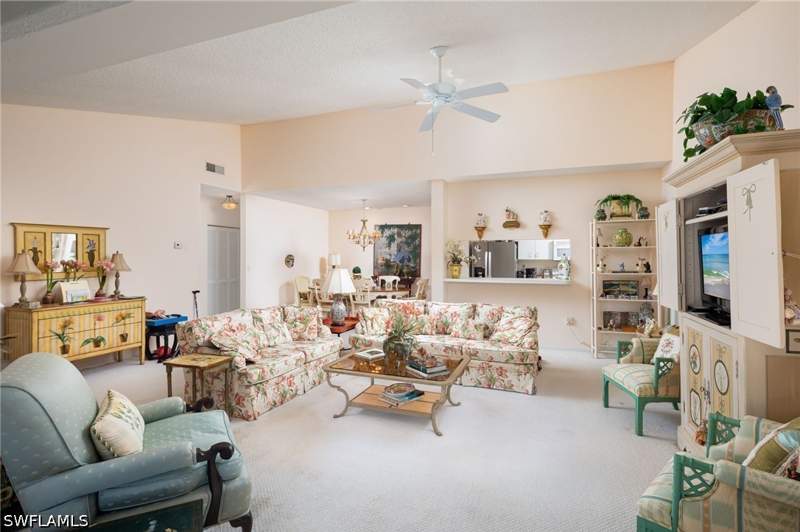 2 bedroom Condominium at 5807 Glencove Dr 806, Glencove, Naples — photo 5