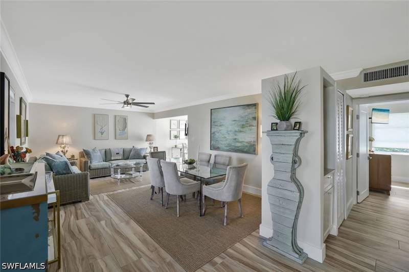 2 bedroom Condominium at 683 12th Ave S 683, Everglades Club, Naples — photo 4