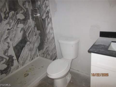 321 Mangonia Ave, Lehigh Acres FL - photo 7 of 7