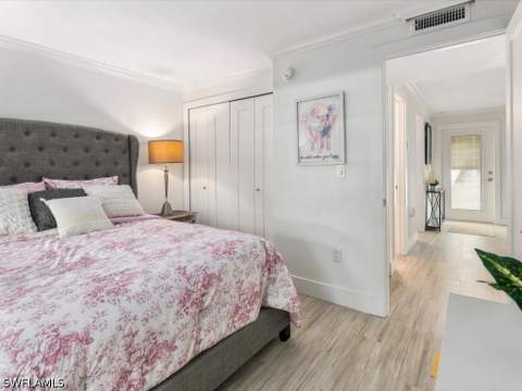 604 12th Ave S 604, Naples FL - photo 14 of 25