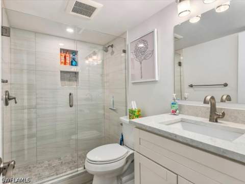 604 12th Ave S 604, Naples FL - photo 17 of 25