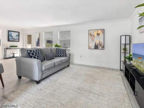 604 12th Ave S 604, Naples FL - photo 7 of 25