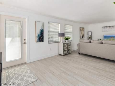 604 12th Ave S 604, Naples FL - photo 8 of 25