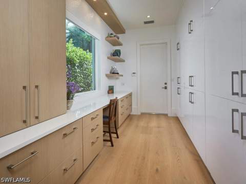 355 7th Ave S, Naples FL - photo 9 of 35