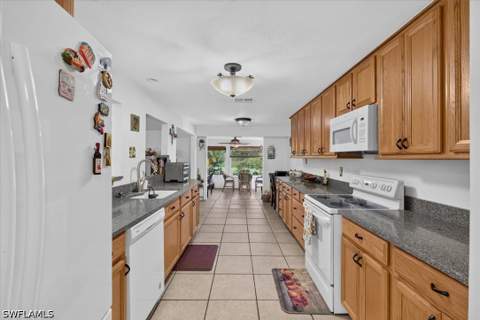 591 21st St NW, Naples FL - photo 11 of 43