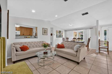 591 21st St NW, Naples FL - photo 8 of 43