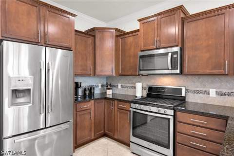 7591 Jacaranda Ln, Naples FL - photo 9 of 50