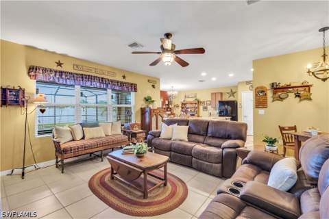 4416 SW 13th Ave, Cape Coral FL - photo 6 of 32