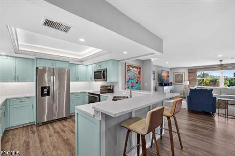 198 Southwinds Dr, Sanibel FL - photo 9 of 40