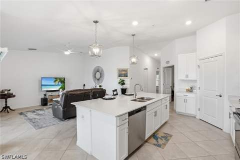 5427 Double Eagle Cir 2824, Ave Maria FL - photo 11 of 43