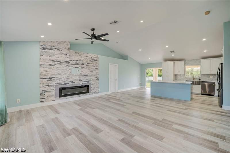 3 bedroom SingleFamilyResidence at 4015 34th St SW, Lehigh Acres, Lehigh Acres — photo 4