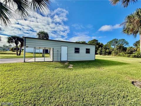 707 Washington Ave, Lehigh Acres FL - photo 22 of 50