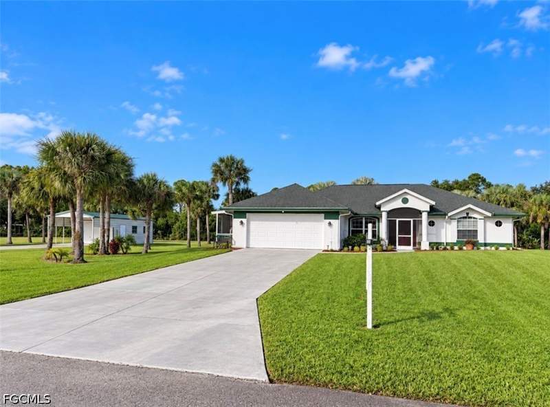 3 bedroom SingleFamilyResidence at 707 Washington Ave, Lehigh Acres, Lehigh Acres — photo 3