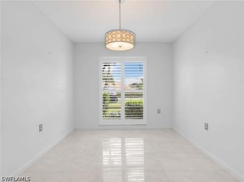 1232 Commonwealth Cir P-103, Naples FL - photo 11 of 32