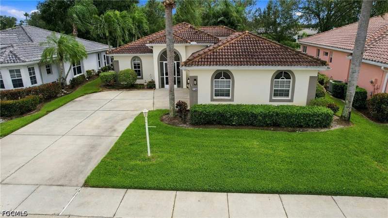 2 bedroom SingleFamilyResidence at 2190 Rio Nuevo Dr, Herons Glen, North Fort Myers — photo 5