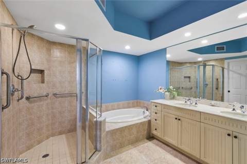 1065 Borghese Ln 1002, Naples FL - photo 11 of 32