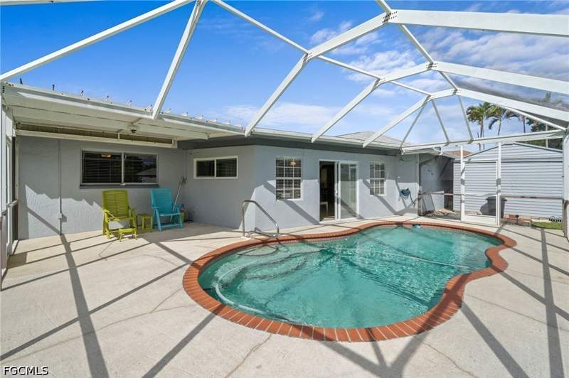 3 bedroom SingleFamilyResidence at 19 SE 21st Ave, Cape Coral, Cape Coral — photo 2