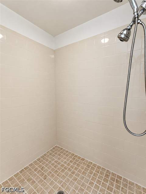 2122 NW 14th Ln, Cape Coral FL - photo 13 of 25