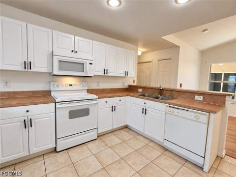 2122 NW 14th Ln, Cape Coral FL - photo 6 of 25