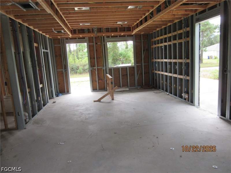 3 bedroom SingleFamilyResidence at 921 Bassinger Ave S, Lehigh Acres, Lehigh Acres — photo 3