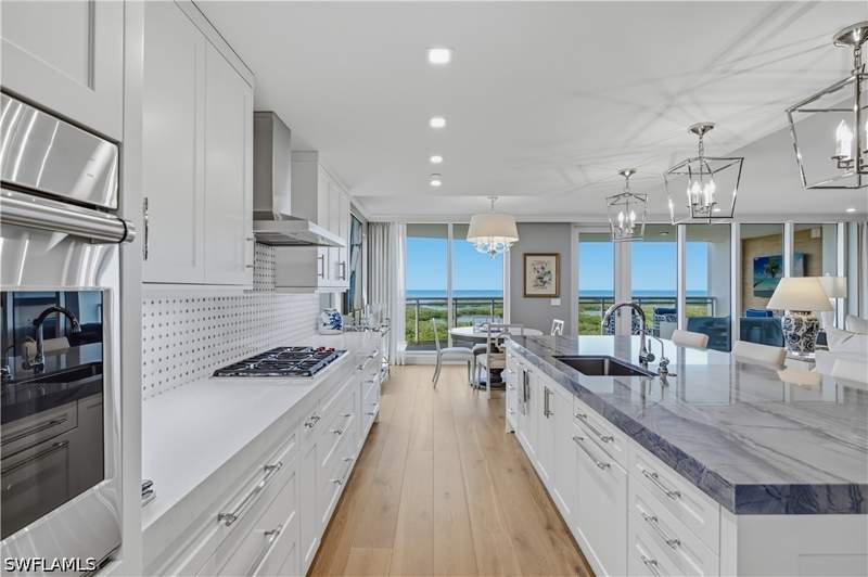 4 bedroom Condominium at 13915 Old Coast Rd 1101, Kalea Bay Tower 100, Naples — photo 2
