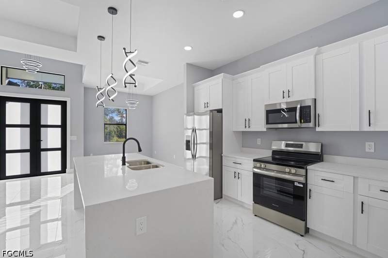 4 bedroom SingleFamilyResidence at 1009 Greenwood Ave, Lehigh Acres, Lehigh Acres — photo 2