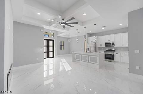 1009 Greenwood Ave, Lehigh Acres FL - photo 7 of 30