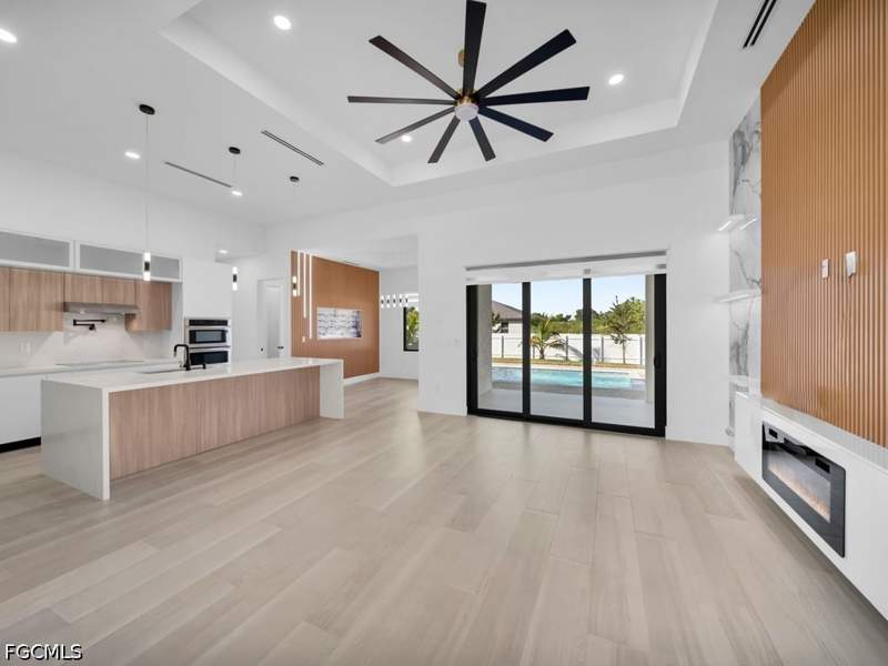 4 bedroom SingleFamilyResidence at 2905 SW 2nd Ln, Cape Coral, Cape Coral — photo 5