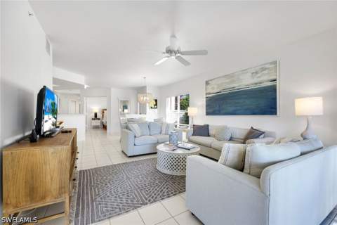 5045 Cedar Springs Dr 101, Naples FL - photo 6 of 36