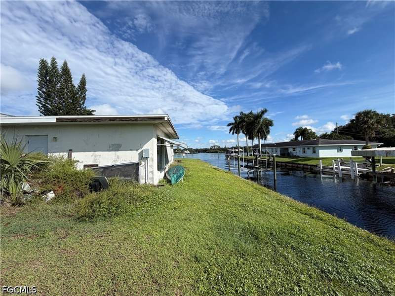 2 bedroom SingleFamilyResidence at 1111 Labelle Vista Dr, Waterway Shores, Fort Myers — photo 4