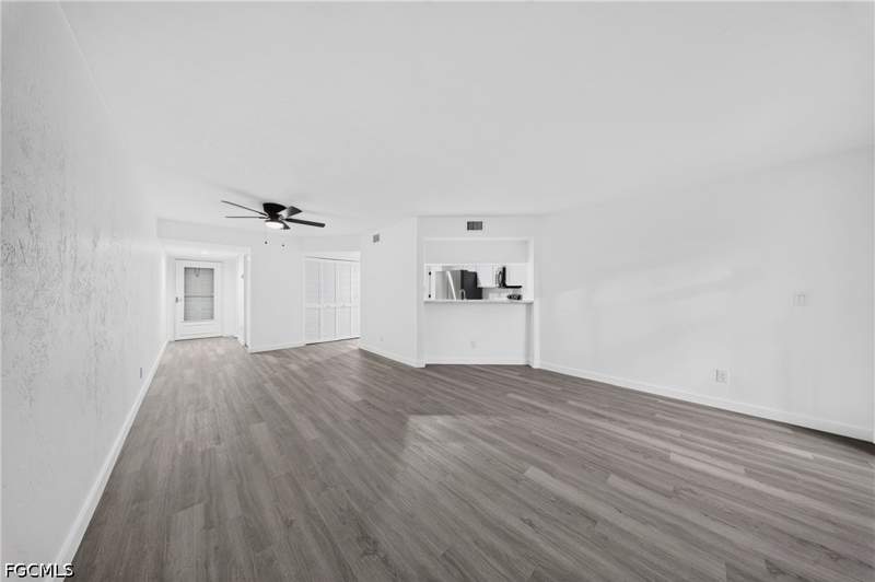 2 bedroom Condominium at 9627 Eaton Gardens Ln 103, Villages, Fort Myers — photo 4