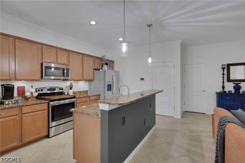 9517 River Otter Dr, Fort Myers FL - photo 12 of 72