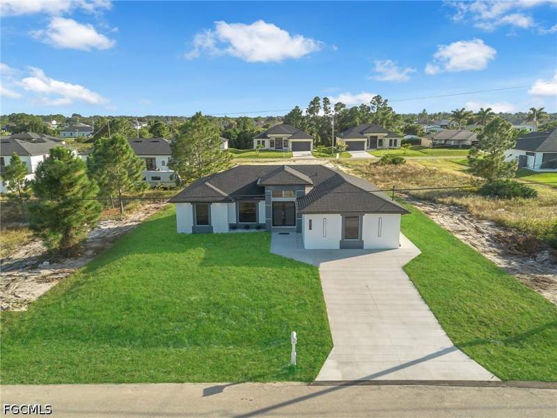 4 bedroom SingleFamilyResidence at 2813 18th St SW, Lehigh Acres, Lehigh Acres — photo 5