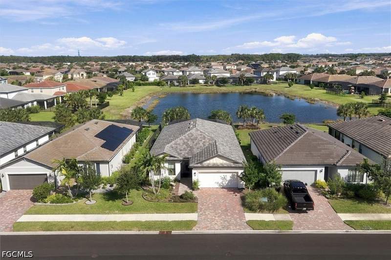 3 bedroom SingleFamilyResidence at 16074 Rosemallow Ln, Hampton Lakes, Alva — photo 3