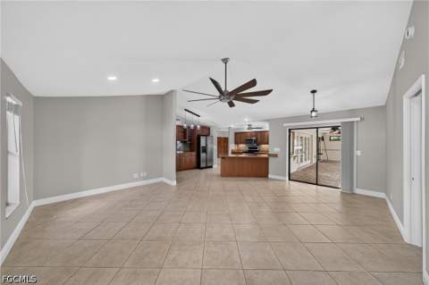 2522 SE 24th Ave, Cape Coral FL - photo 12 of 41