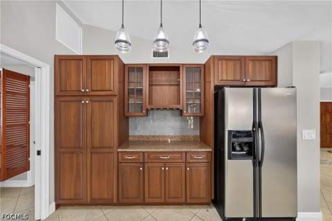 2522 SE 24th Ave, Cape Coral FL - photo 19 of 41
