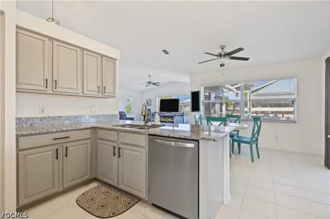 1307 SW 43rd Ter, Cape Coral FL - photo 15 of 54