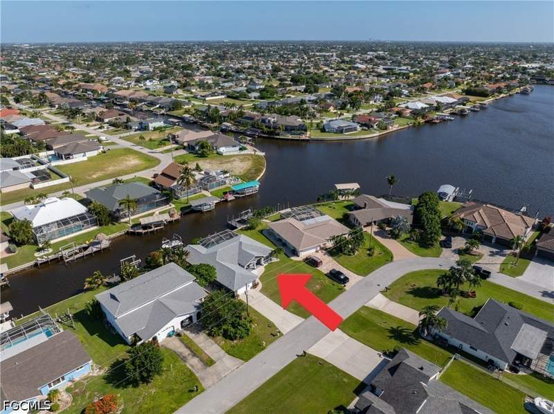 3 bedroom SingleFamilyResidence at 1307 SW 43rd Ter, Cape Coral, Cape Coral — photo 3