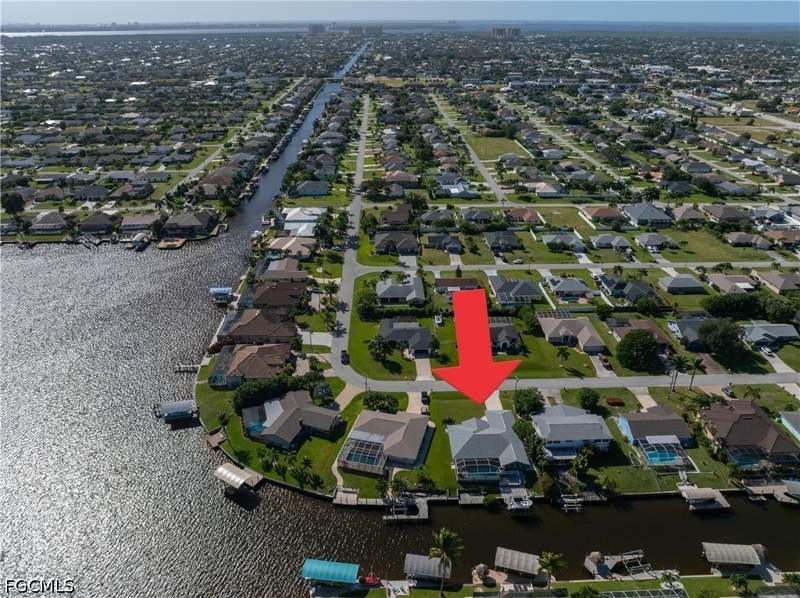 3 bedroom SingleFamilyResidence at 1307 SW 43rd Ter, Cape Coral, Cape Coral — photo 4