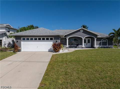 1307 SW 43rd Ter, Cape Coral FL - photo 6 of 54