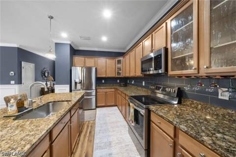 10498 Yorkstone Dr, Bonita Springs FL - photo 18 of 47