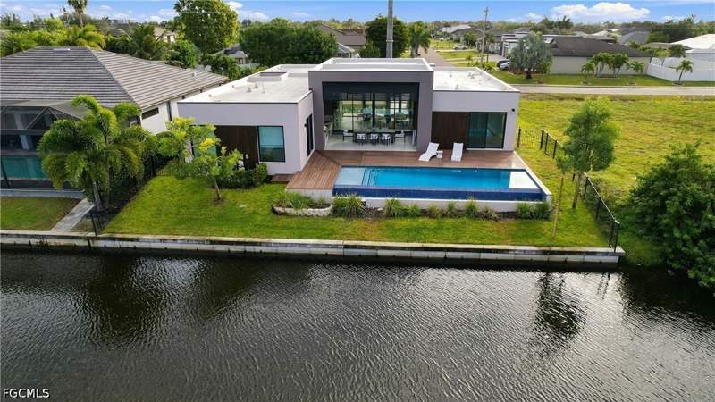 4 bedroom SingleFamilyResidence at 2608 SW 20th Ave, Cape Coral, Cape Coral — photo 2