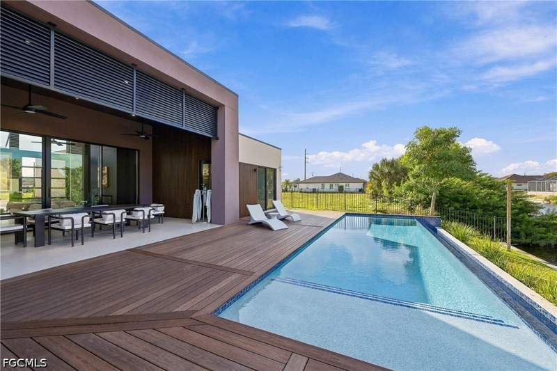 4 bedroom SingleFamilyResidence at 2608 SW 20th Ave, Cape Coral, Cape Coral — photo 5