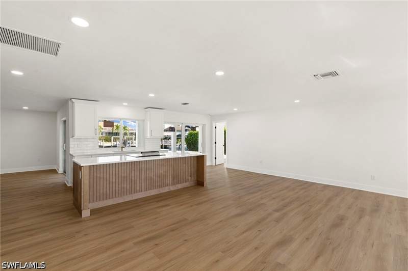 4 bedroom SingleFamilyResidence at 788 Sea Ct, Marco Island, Marco Island — photo 4