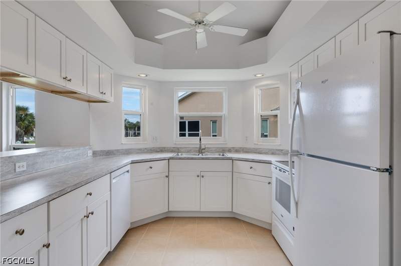 2 bedroom Condominium at 16840 Sanibel Sunset Ct 903, Sanibel Sunset Villas Condo, Fort Myers — photo 4