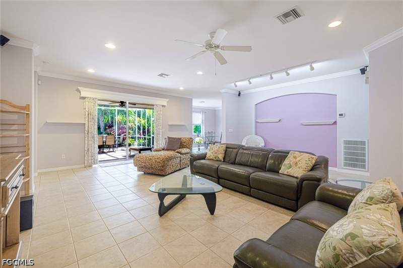 3 bedroom SingleFamilyResidence at 9274 Palm Island Cir, Palm Island, North Fort Myers — photo 5
