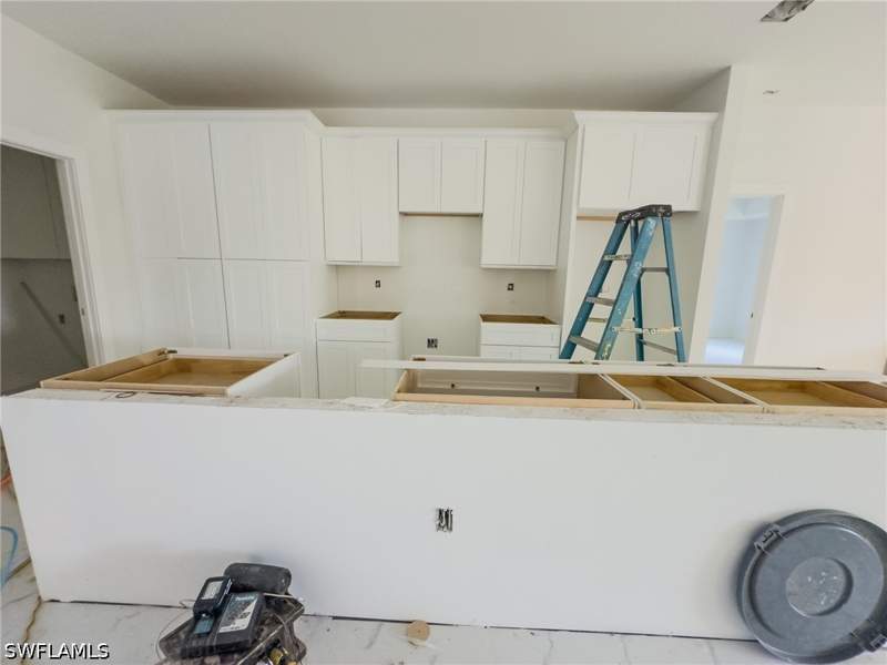 5 bedroom SingleFamilyResidence at 3100 Nora Ave S, Lehigh Acres, Lehigh Acres — photo 3