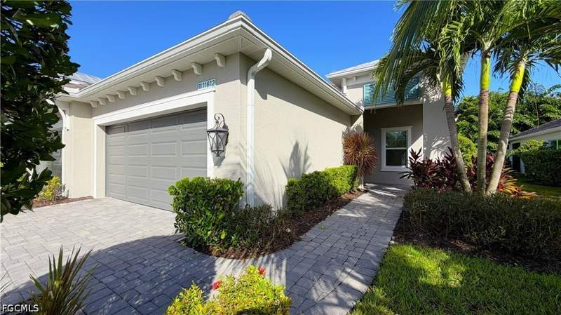 2 bedroom Attached at 11612 Solano Dr, Windsong, Fort Myers — photo 5