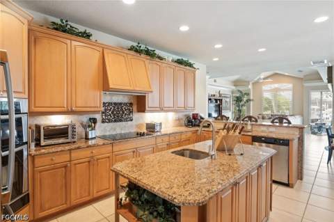 1523 Hermitage Ln, Cape Coral FL - photo 15 of 39