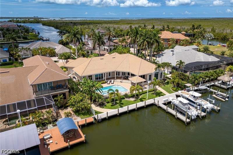 4 bedroom SingleFamilyResidence at 1523 Hermitage Ln, Hermitage, Cape Coral — photo 5